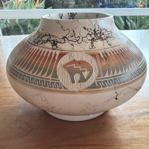Donovan Thompson Signed Studio Pottery Vase Navajo Southwestern 5.5" x 9"